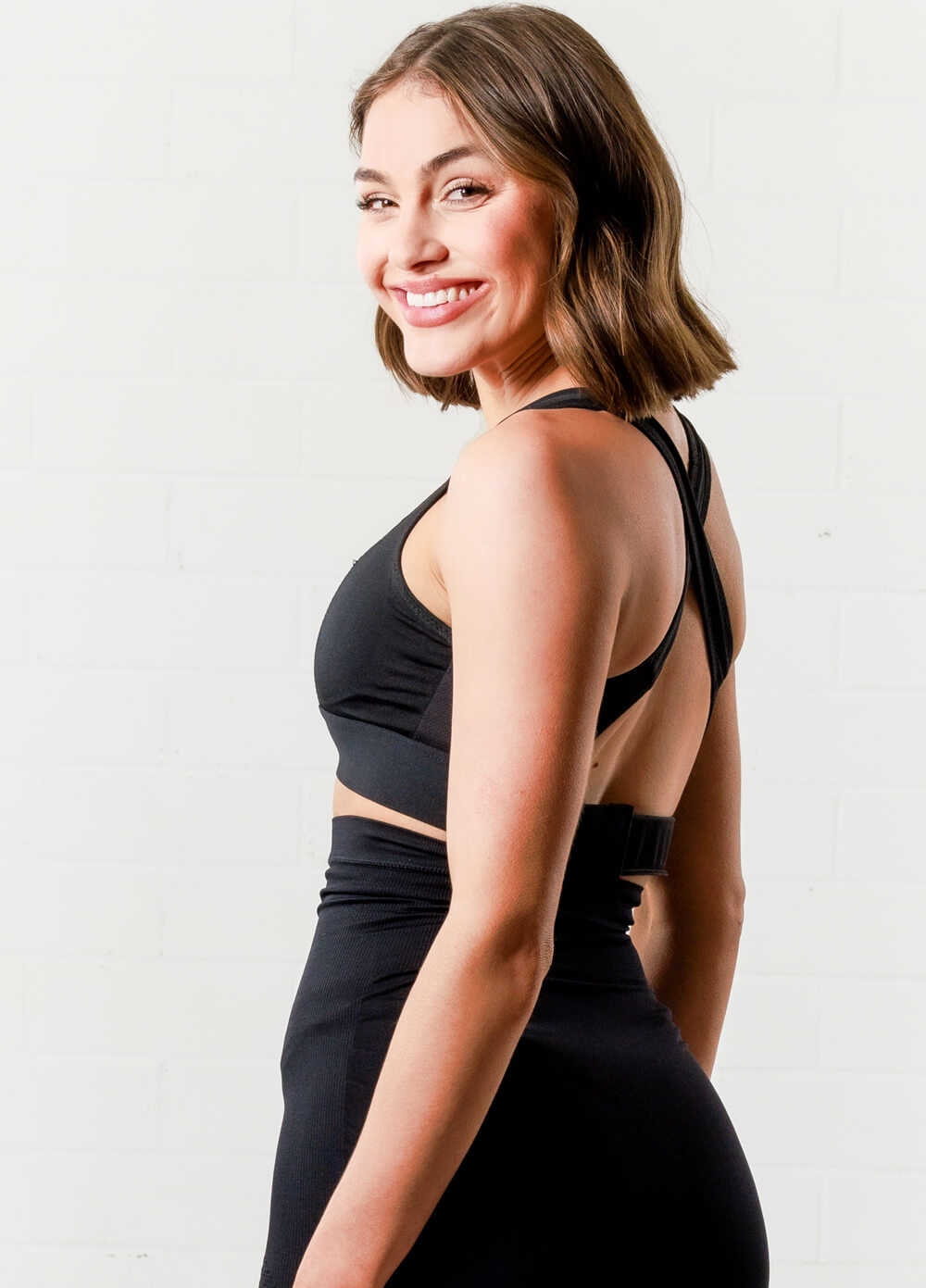 Queen Bee - Frankie Maternity Nursing Sports Bra in Black