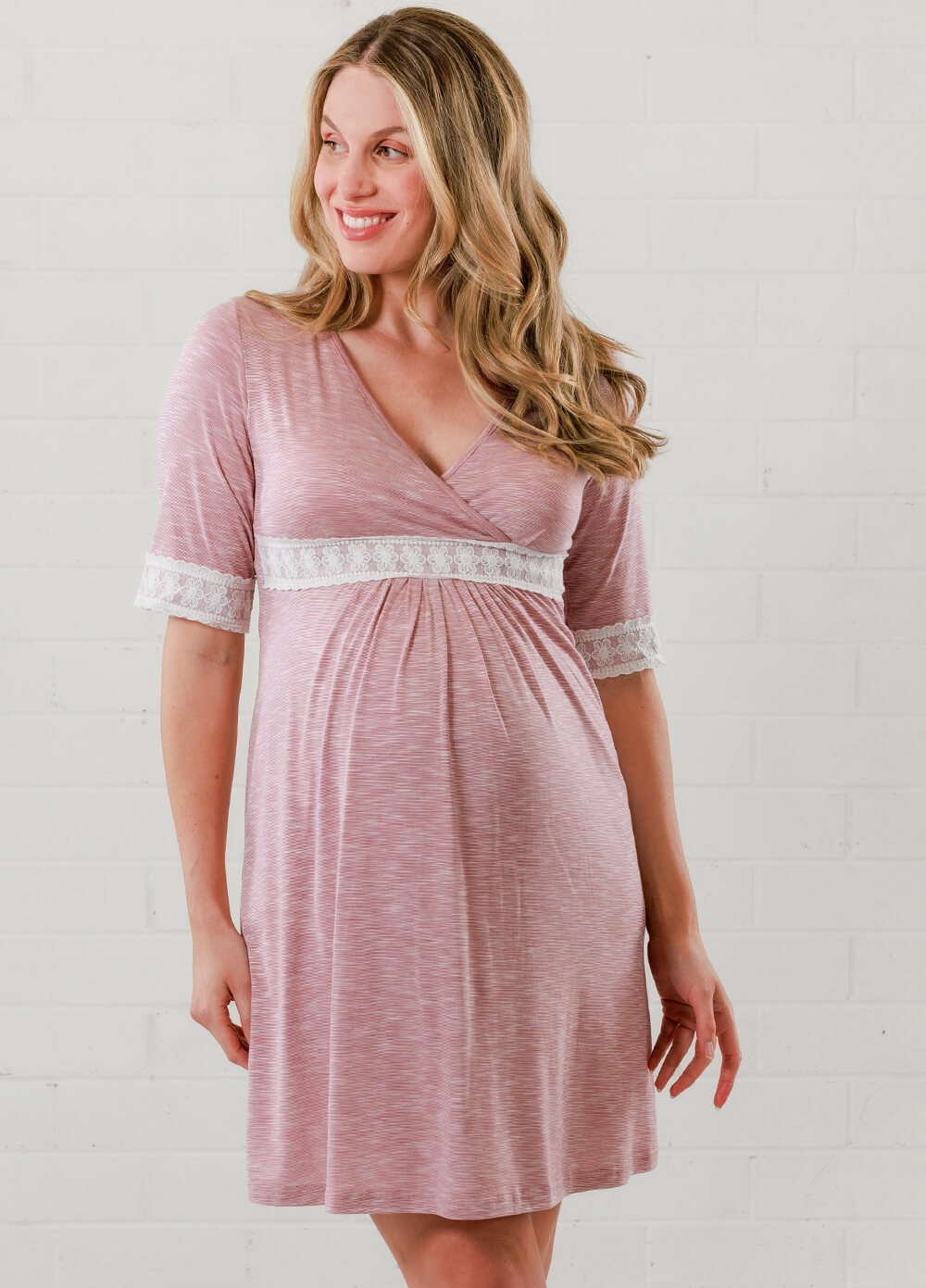 Lait & Co - Moselle Sleeved Maternity Nursing Nightdress in Pink