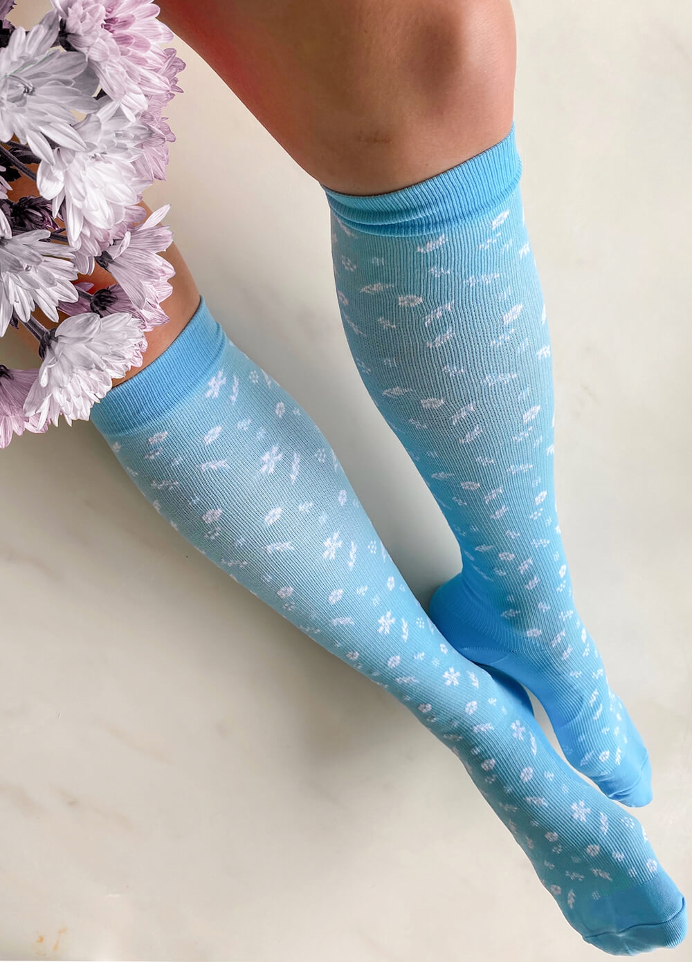 Mama Sox - Excite Maternity Compression Socks in Blue Floral