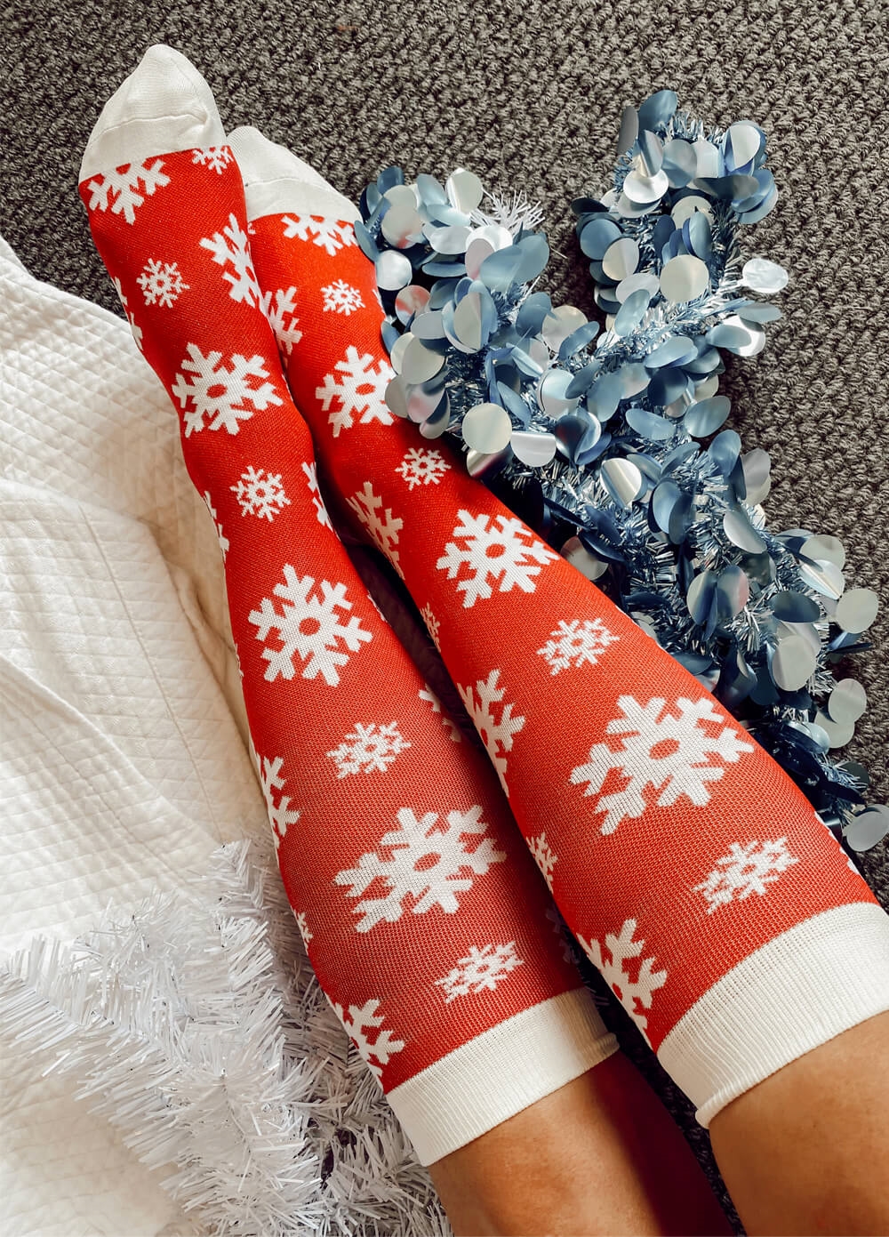 Mama Sox - Excite Maternity Compression Socks in Red Snowflake