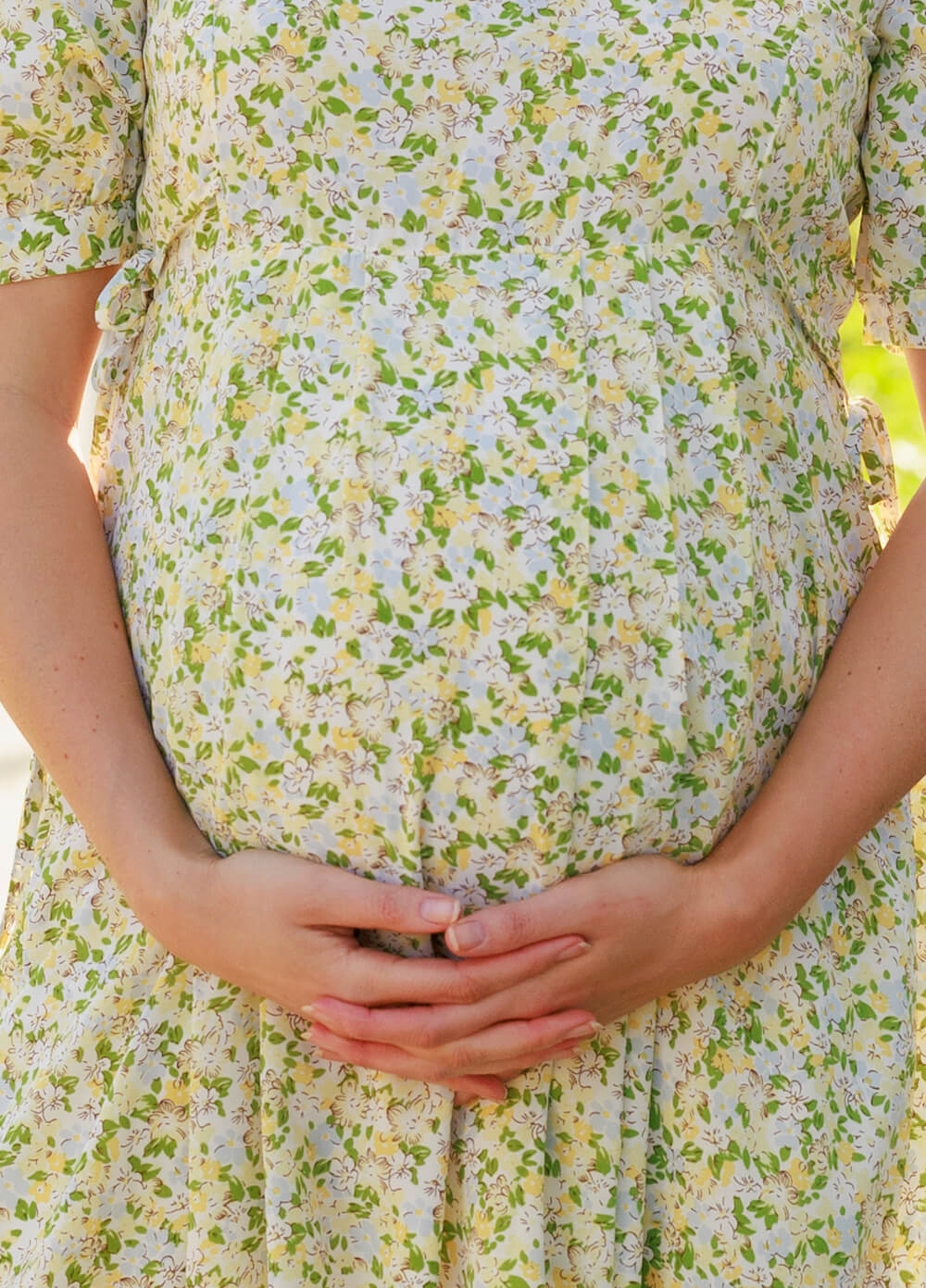 Lait & Co - Lea-Claire Maternity Dress in Yellow Floral