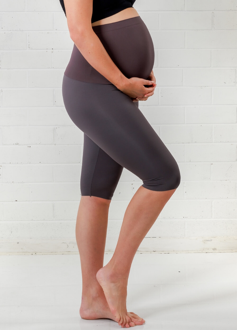 Queen Bee - Charlie Knee Length Maternity Legging in Charcoal