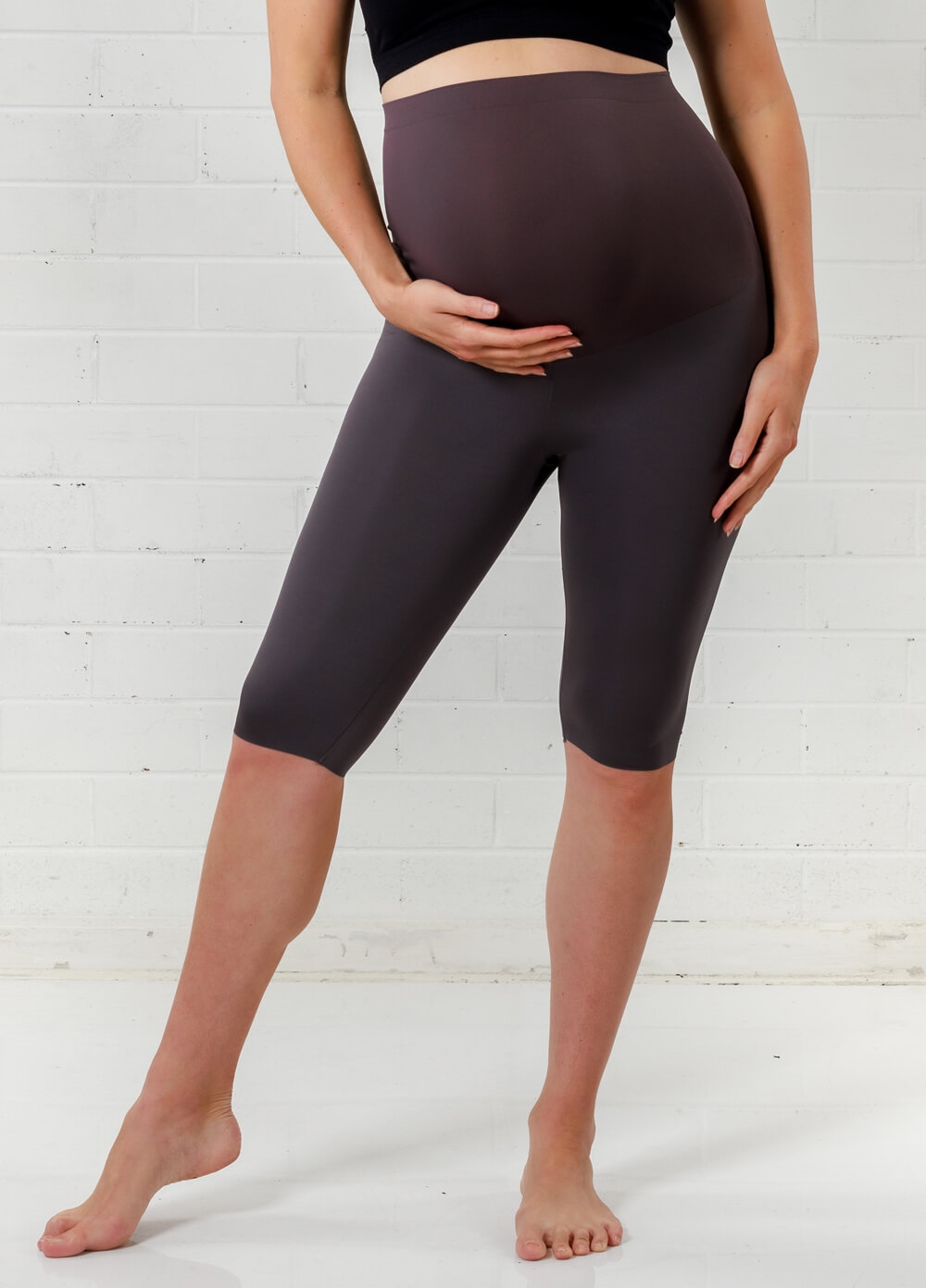 Queen Bee - Charlie Knee Length Maternity Legging in Charcoal