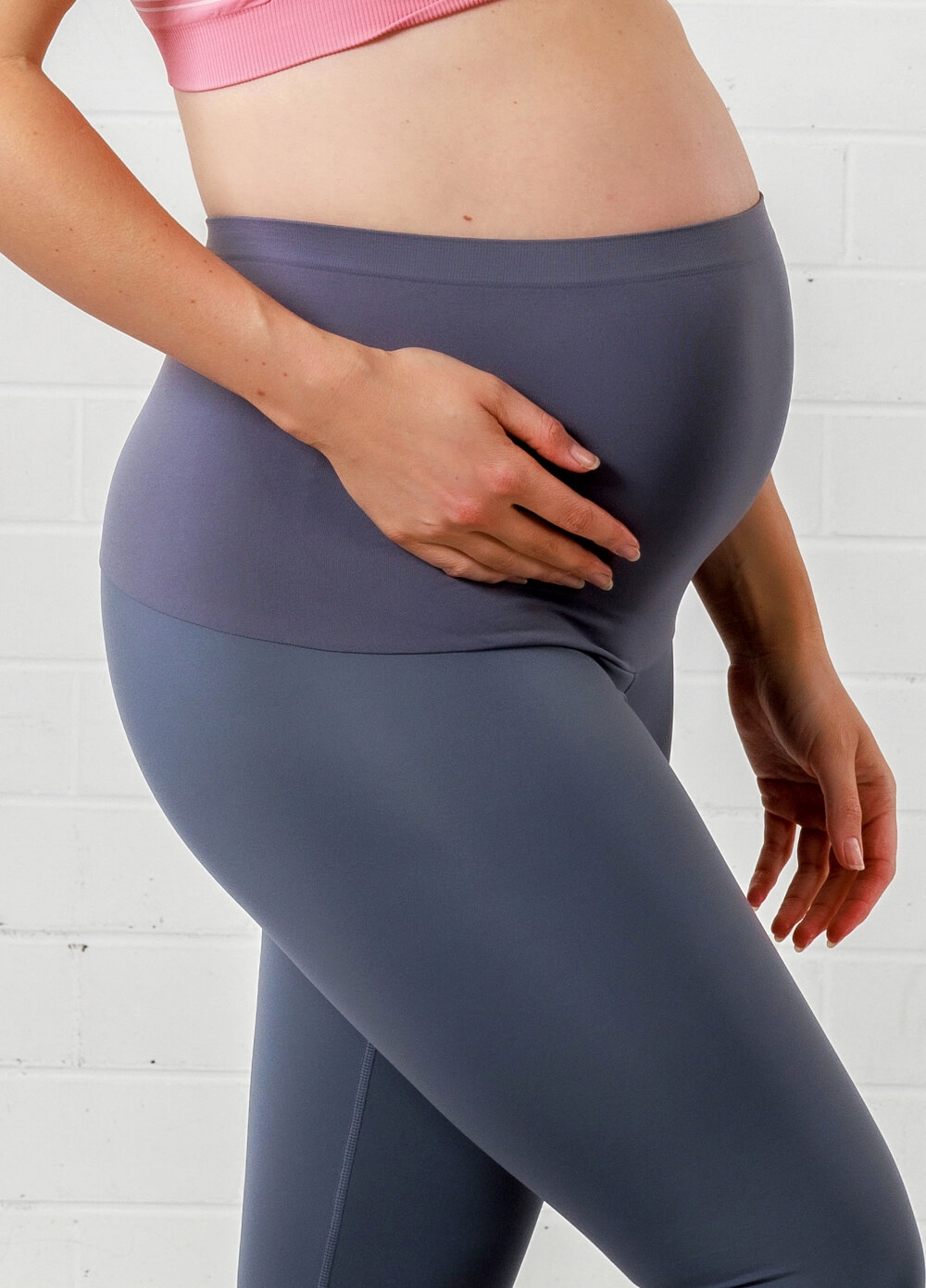 Queen Bee - Rumi Maternity Athleisure Leggings in Blue