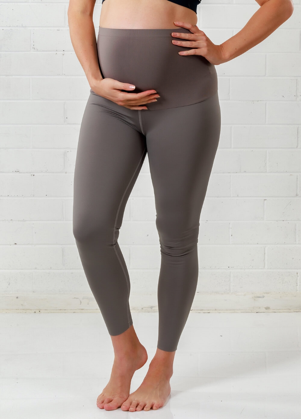 Queen Bee - Rumi Maternity Athleisure Leggings in Grey