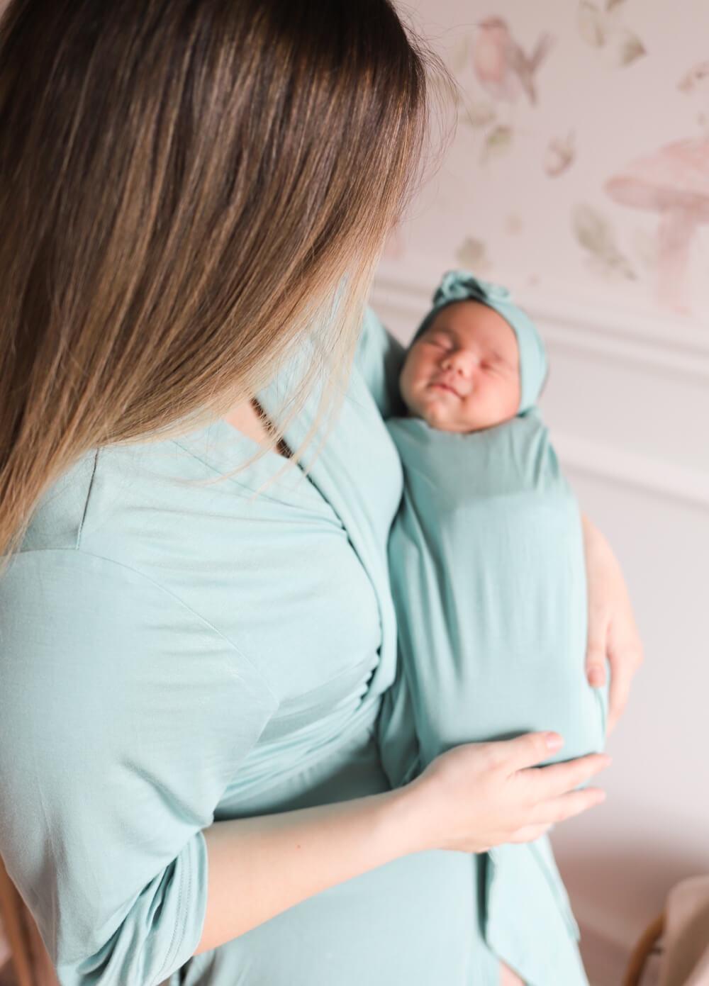 Welcome Baby - Adore 4-piece Pregnancy Robe & Swaddle Set in Sage