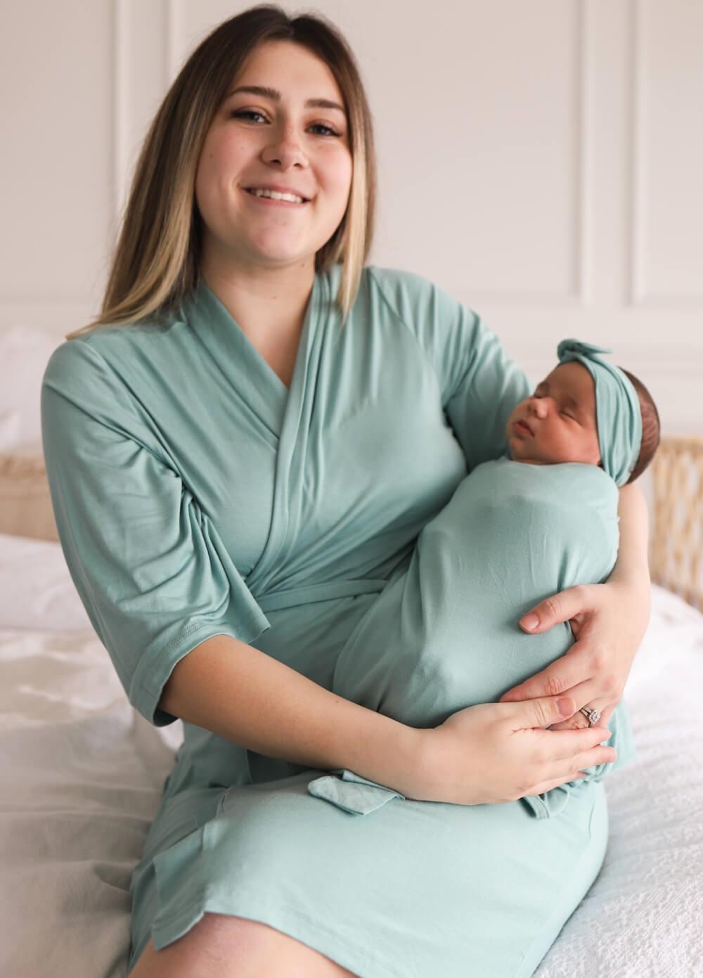 Welcome Baby - Adore 4-piece Pregnancy Robe & Swaddle Set in Sage