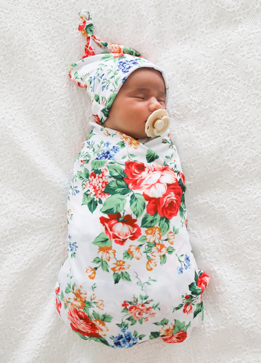 Welcome Baby Treasure Pregnancy Robe & Swaddle Set | White Floral