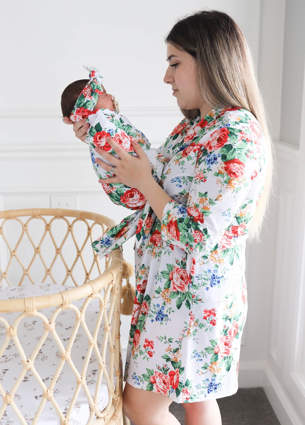 Welcome Baby Treasure Pregnancy Robe & Swaddle Set | White Floral