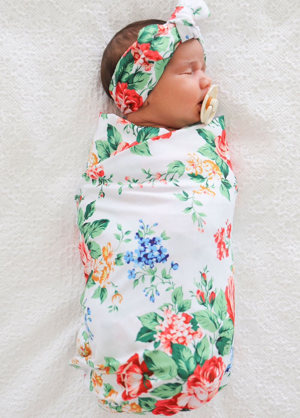 Welcome Baby Treasure Pregnancy Robe & Swaddle Set | White Floral