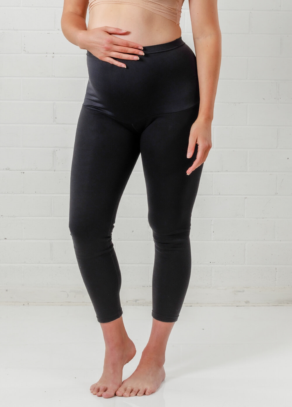 Blakely Maternity Fleece Leggings in Black | Queen Bee