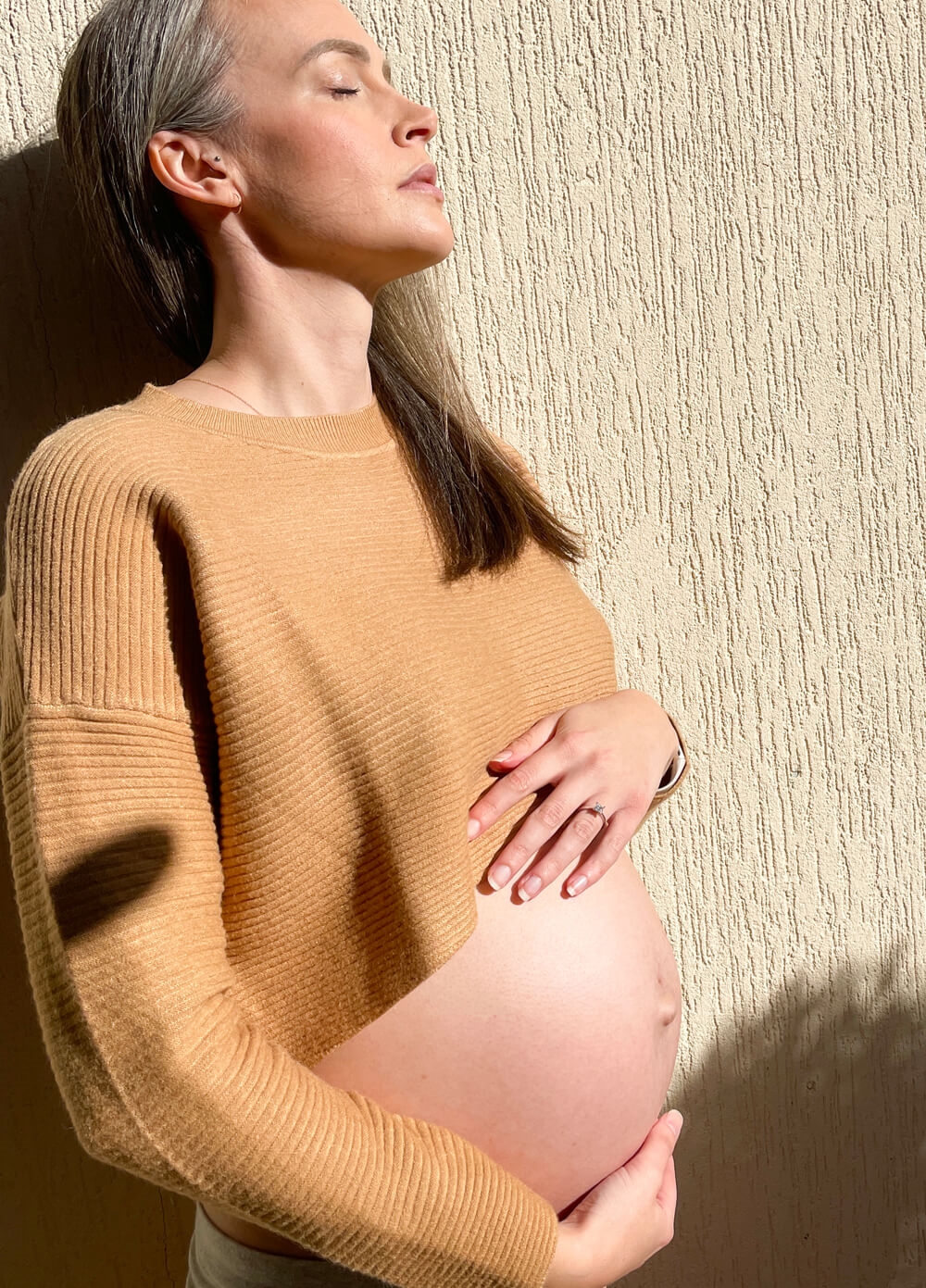 Lait & Co - Loren Ribbed Knit Maternity Crop in Camel | Queen Bee