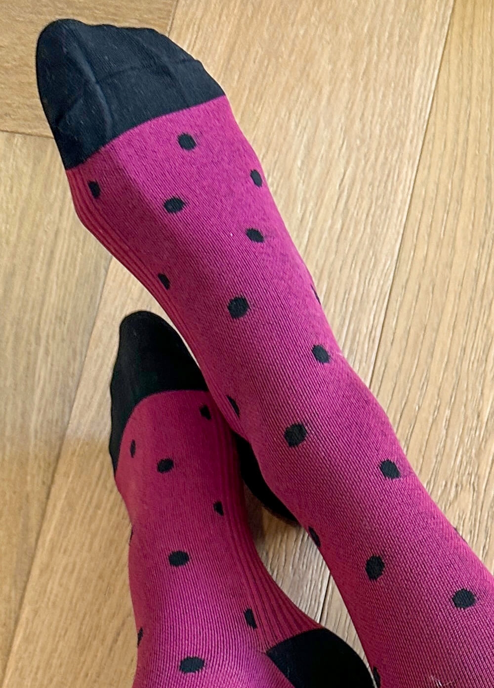 Mama Sox - Excite Maternity Compression Socks in Magenta Polkadot