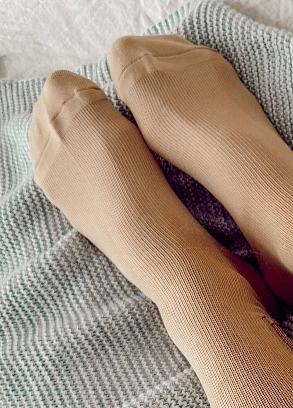 Mama Sox - Calm Zippered Maternity Compression Socks in Nude