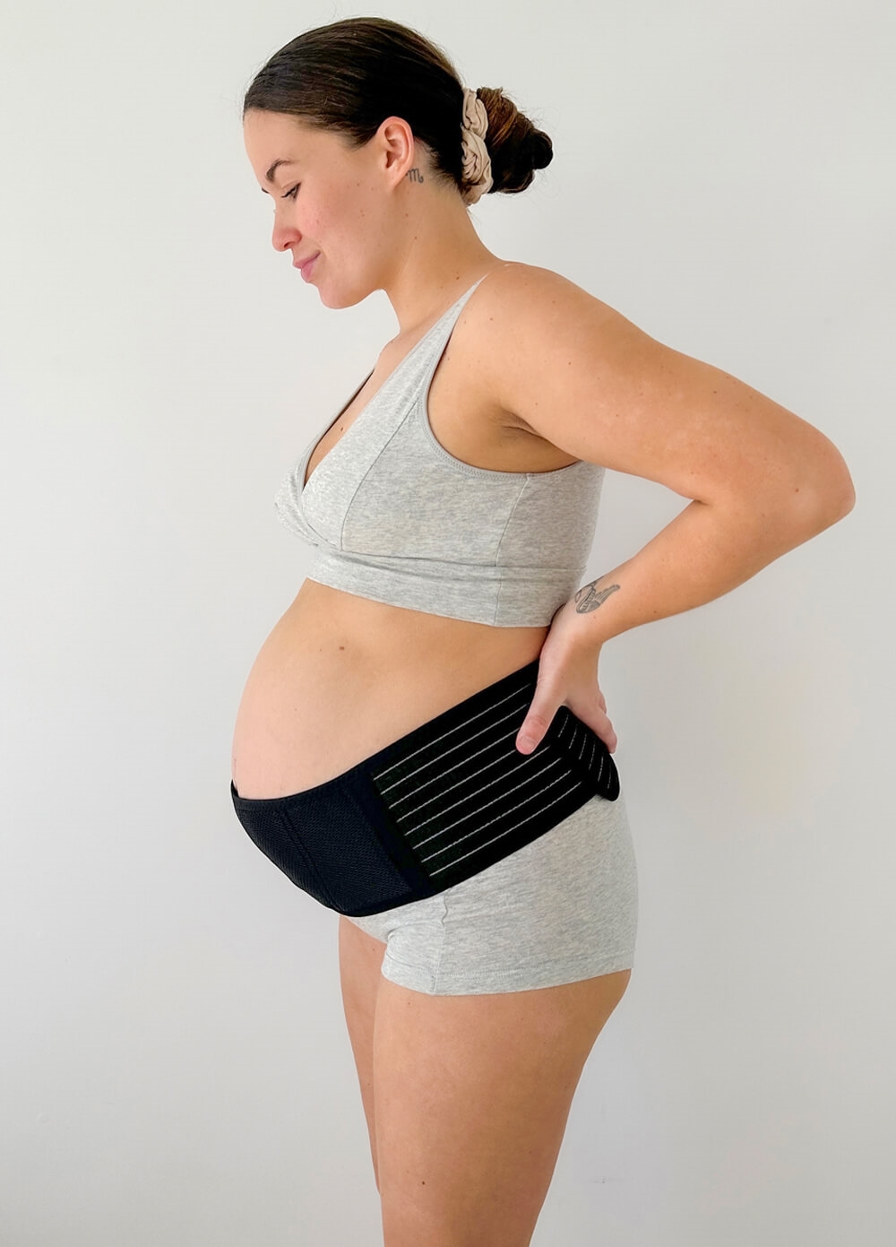 Kayce Adjustable Pregnancy Support Belly Belt in Black 