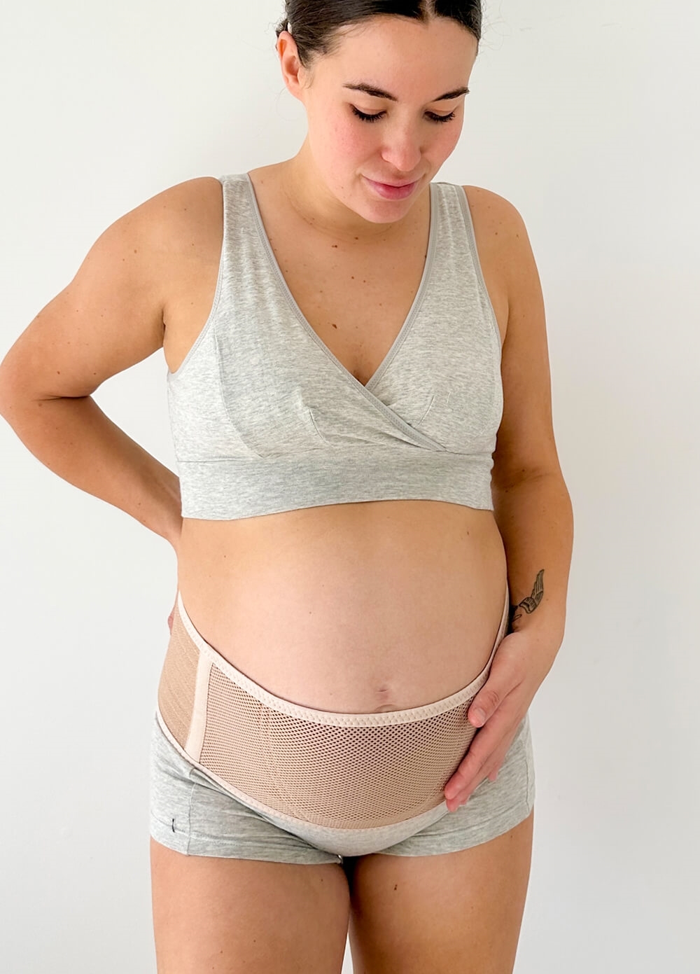 Kayce Adjustable Pregnancy Support Belly Belt in Nude | Queen Bee