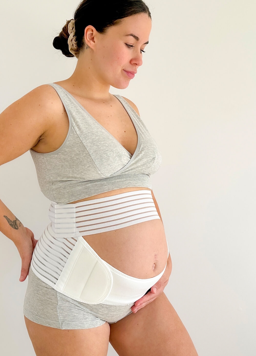 Dutton 3pc Pregnancy & Postpartum Belly Belt Cradle in White