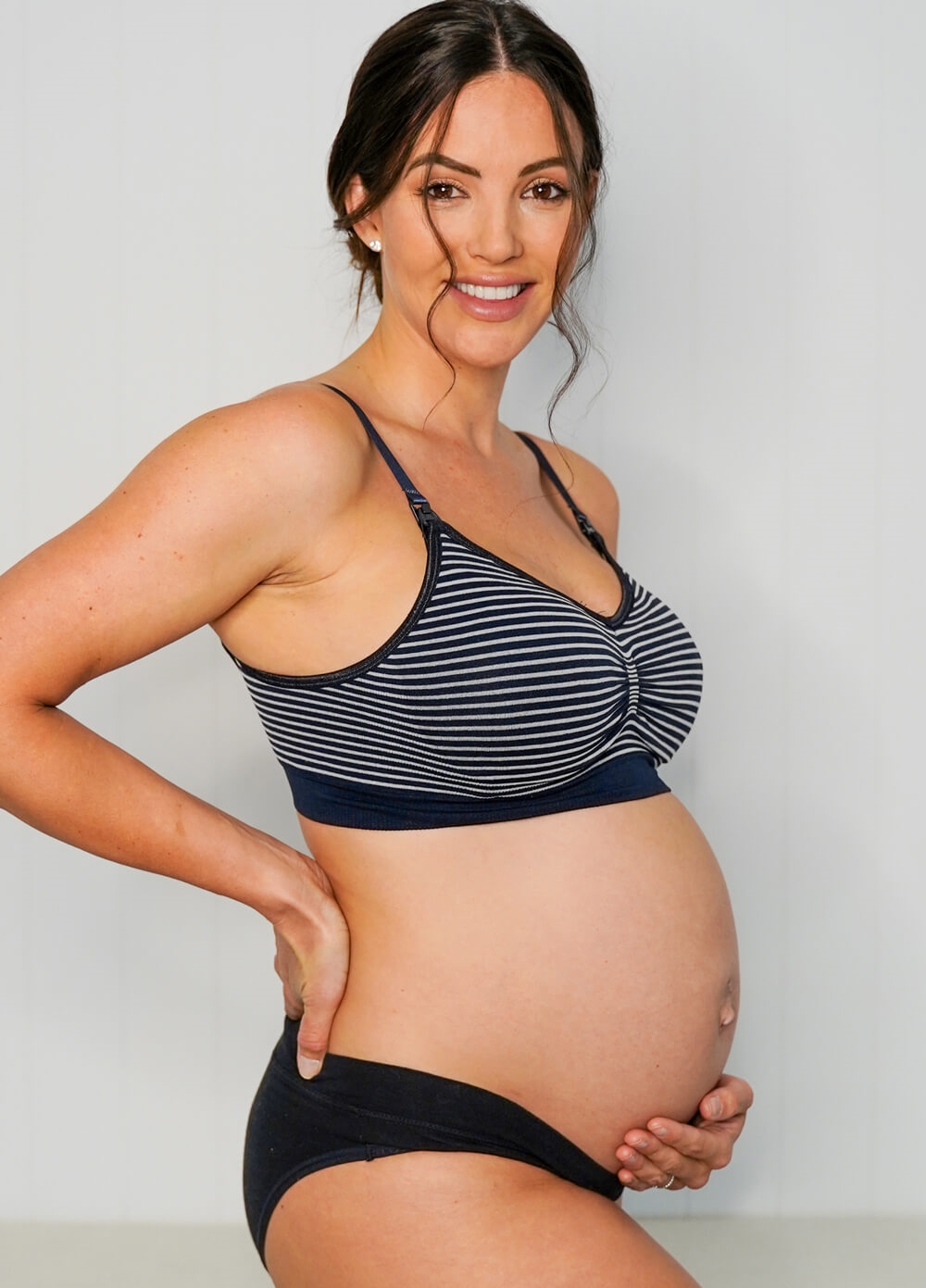 Queen Bee - Savannah Seamless Maternity Nursing Bra - Navy Stripe