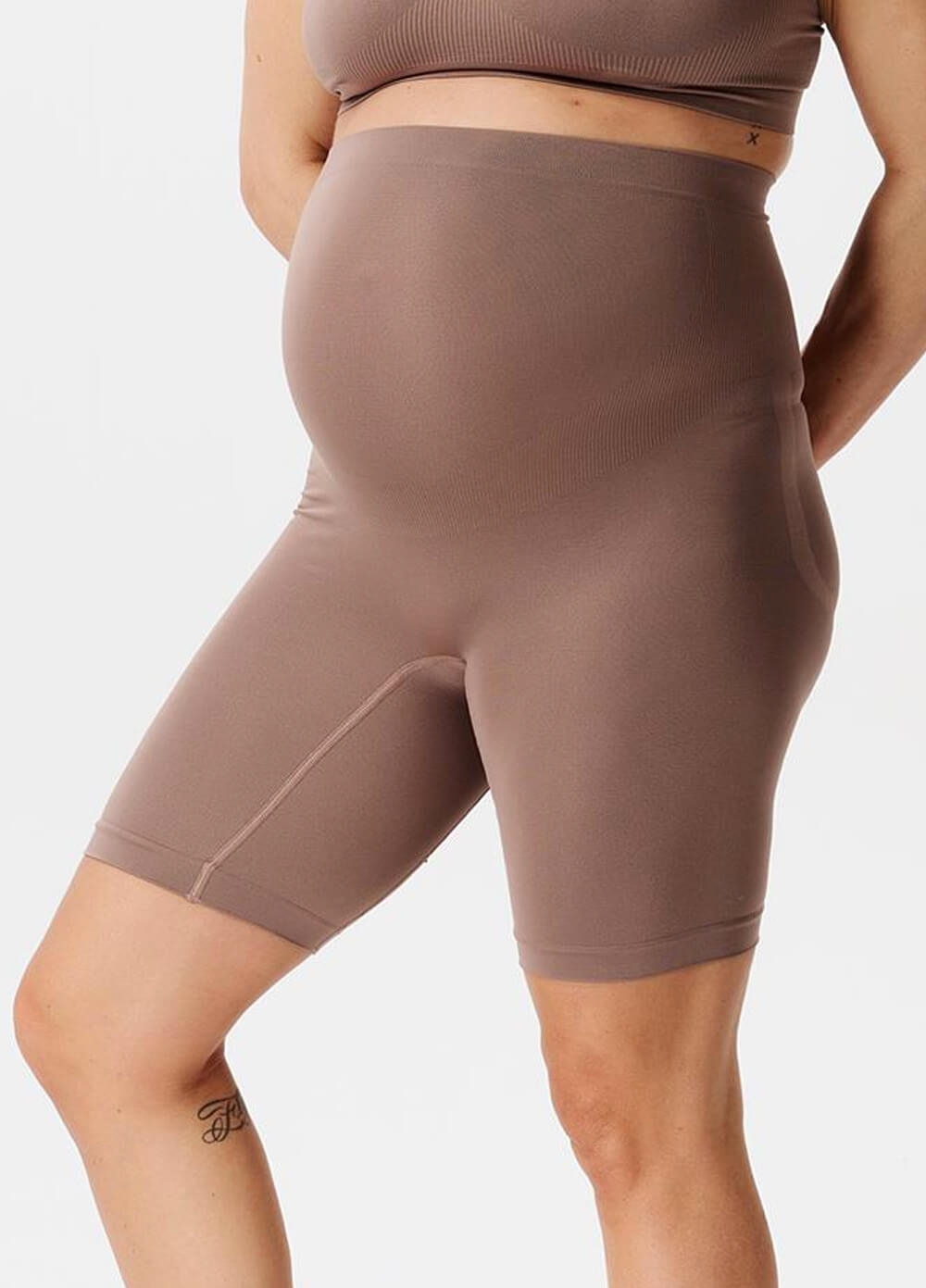 Noppies - Niru Seamless Long Shorts in Deep Taupe