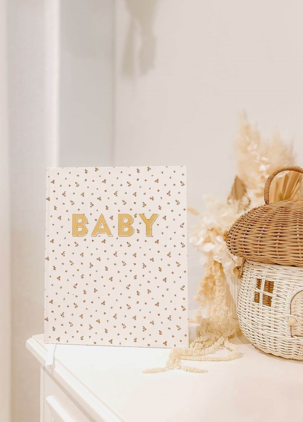 Fox & Fallow - Baby Book in Broderie | Queen Bee