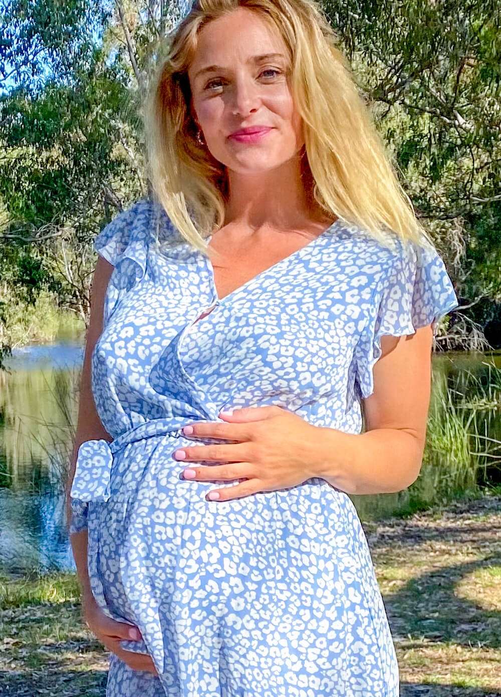Lait & Co - Kendra Chiffon Maternity Midi Dress in Blue Floral