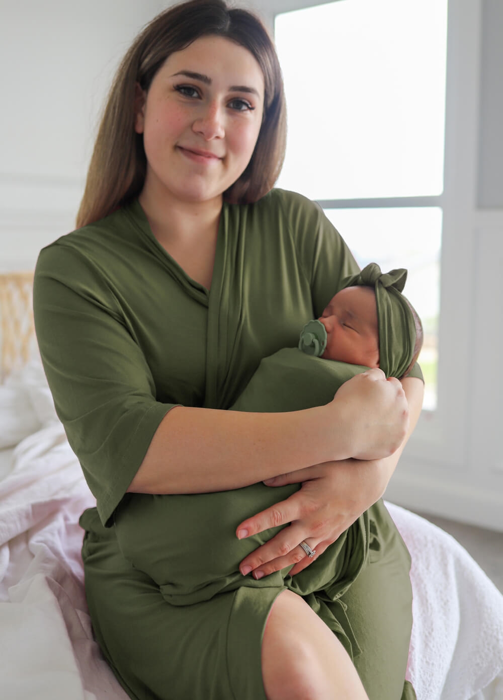 Welcome Baby - Adore 4-piece Pregnancy Robe & Swaddle Set in Khaki