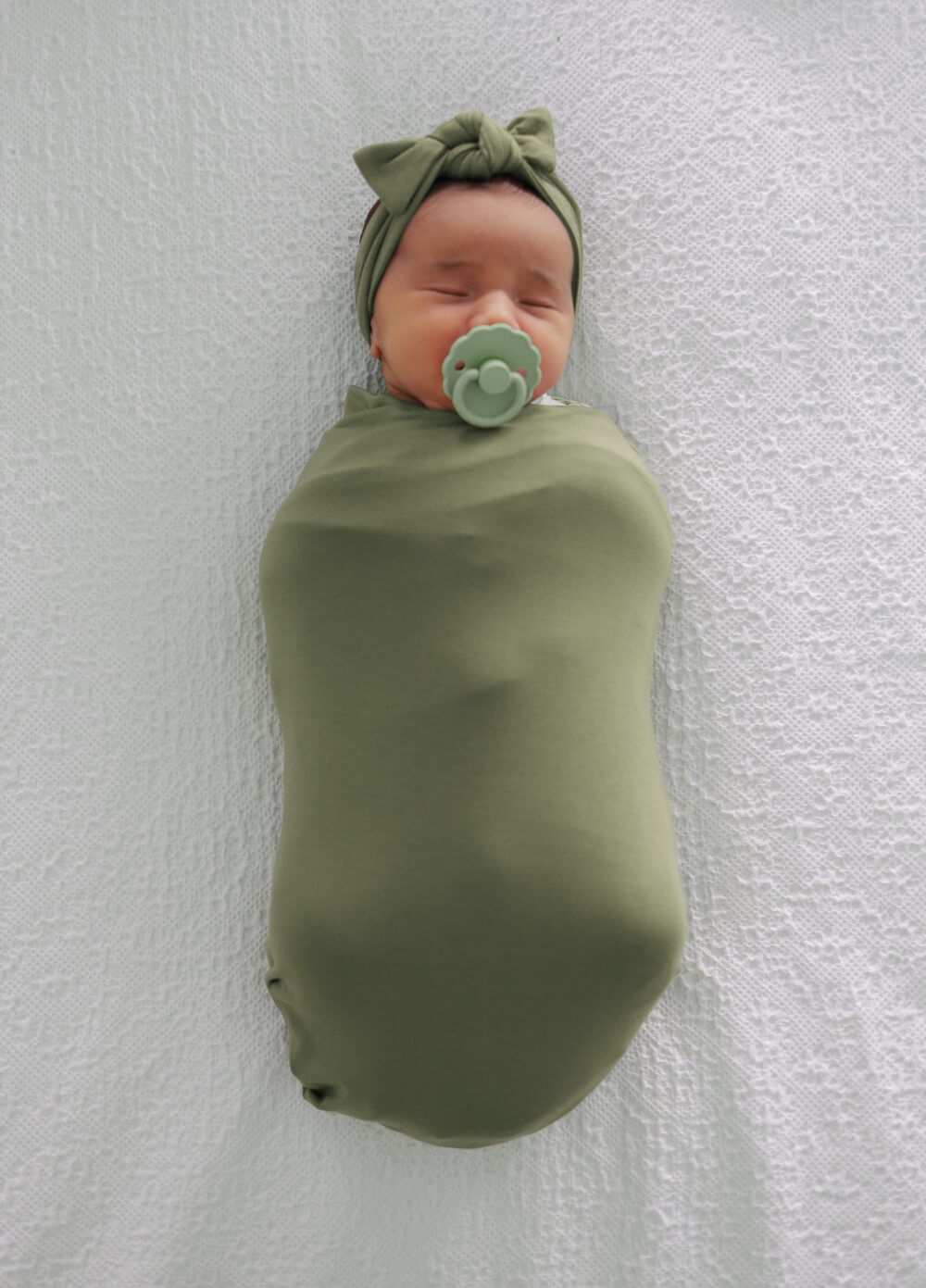 Welcome Baby - Adore 4-piece Pregnancy Robe & Swaddle Set in Khaki