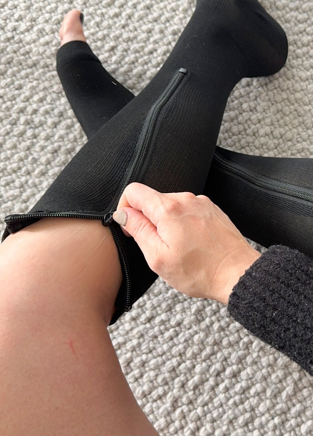 Mama Sox - Bliss Open Toe Zip Maternity Compression Socks | Black