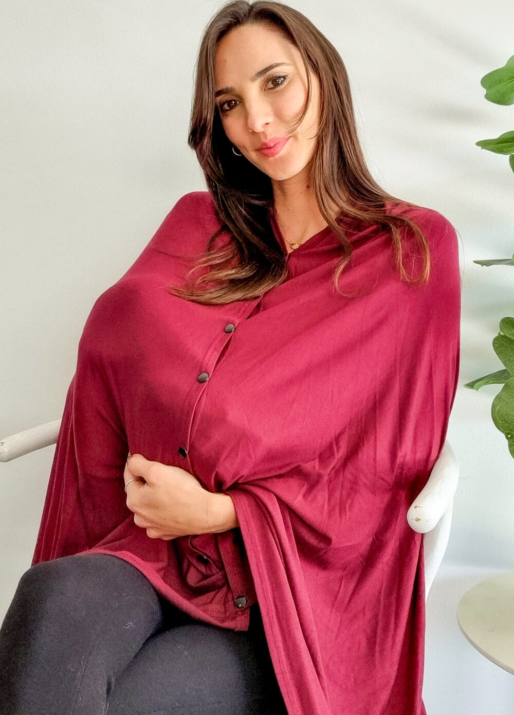 Lait & Co - Samira Nursing Cover in Burgundy | Queen Bee