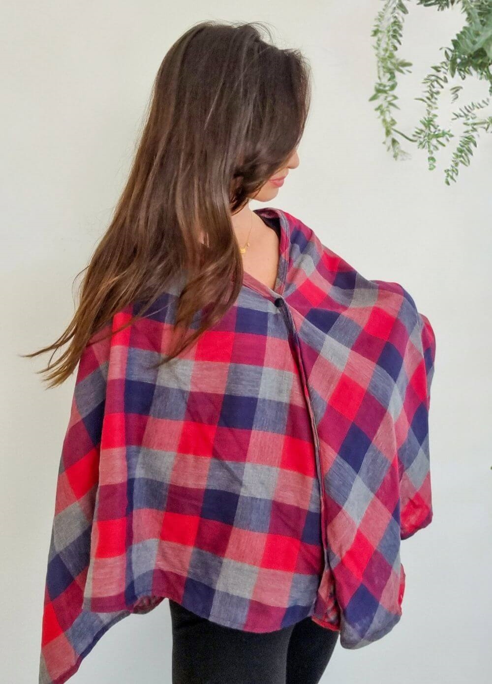 Lait & Co - Cadene Nursing Cover in Red Plaid | Queen Bee