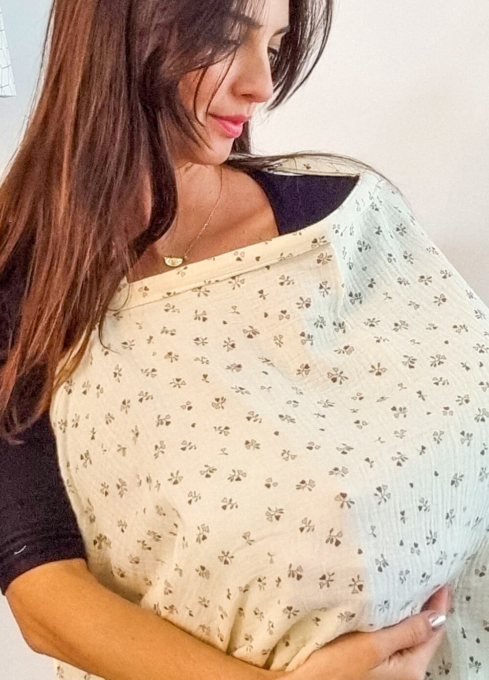 Lait & Co - Florian Breastfeeding Cover in Pink Red Floral