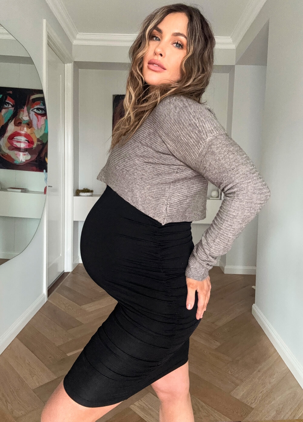 Lait & Co - Loren Ribbed Knit Maternity Crop Jumper in Taupe