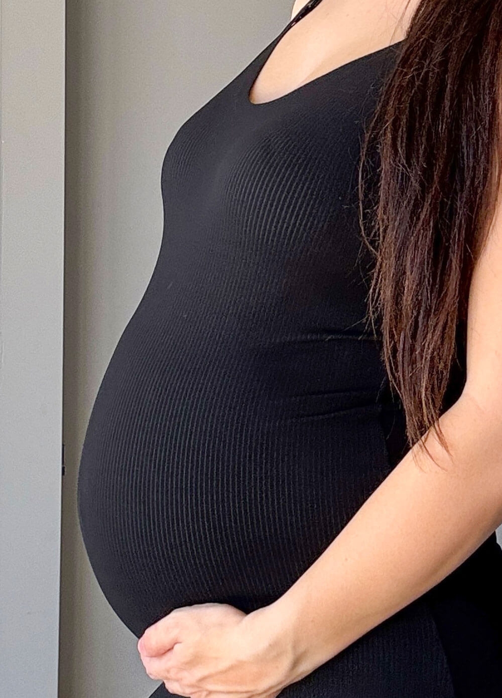 Queen Bee - Maddie Pregnancy & Nursing Slip in Black