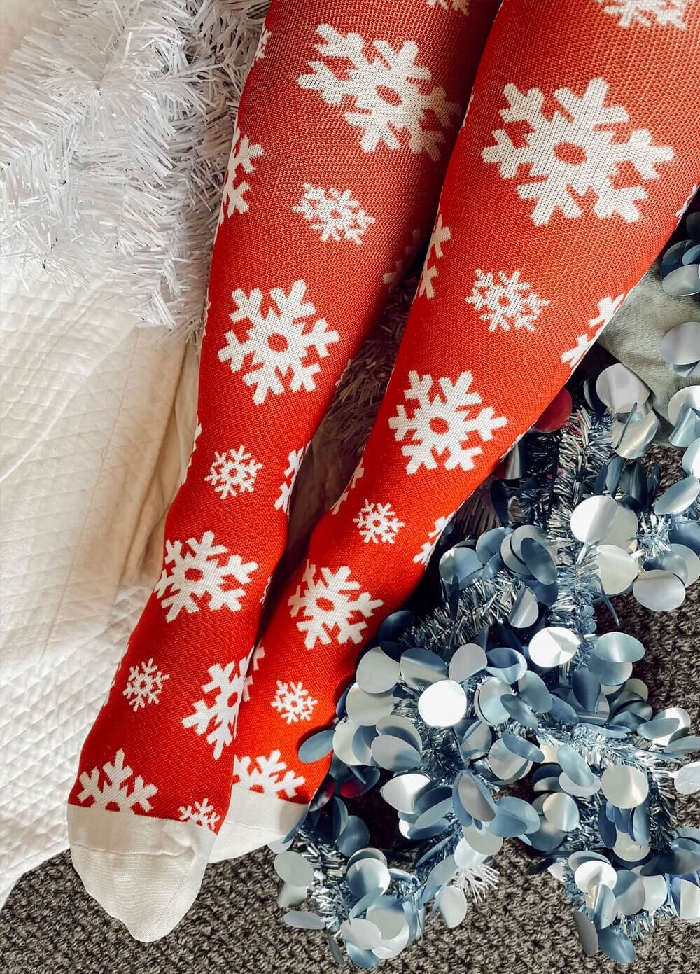 Mama Sox - Excite Maternity Compression Socks in Red Snowflake