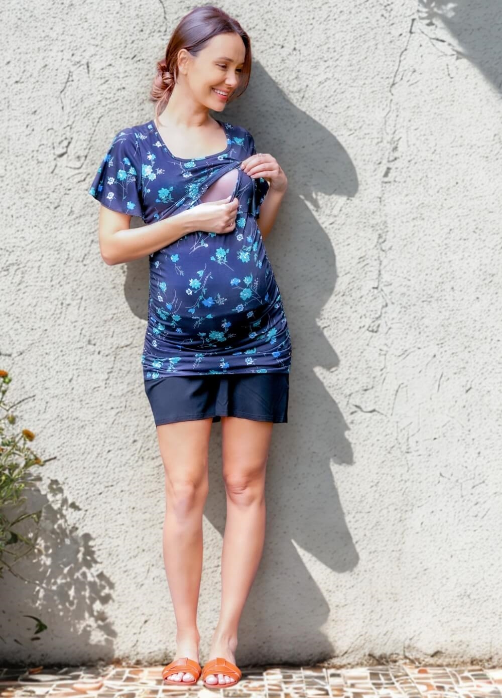 Floressa - Natasha Maternity Nursing Top in Midnight Floral