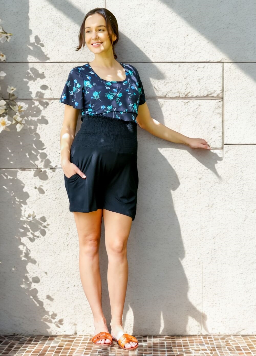 Floressa - Erica Maternity Shorts in Black | Queen Bee