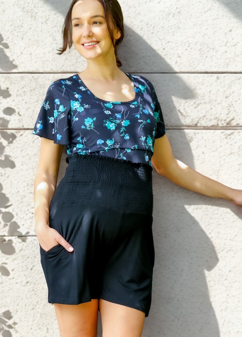 Floressa - Erica Maternity Shorts in Black | Queen Bee
