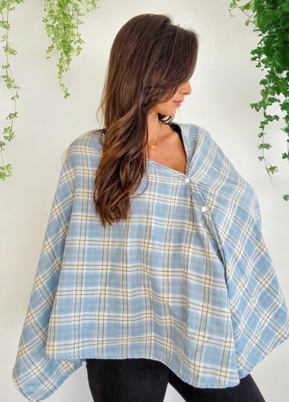 Lait & Co - Cadene Nursing Cover in Blue Plaid