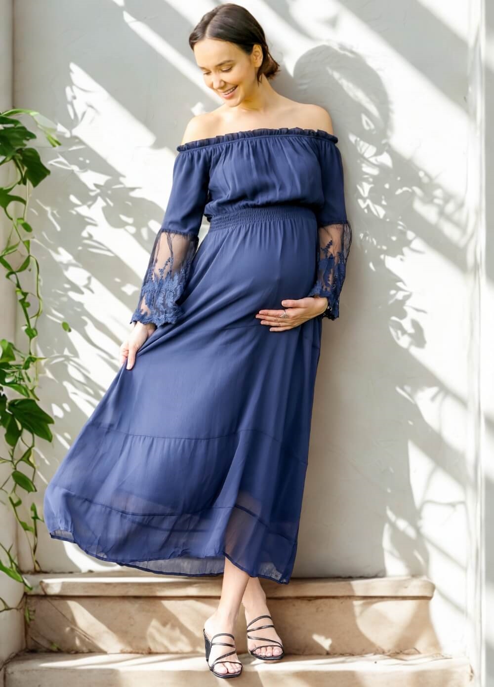 Lait & Co - Ruby-Grace Lace Sleeve Gown in Navy