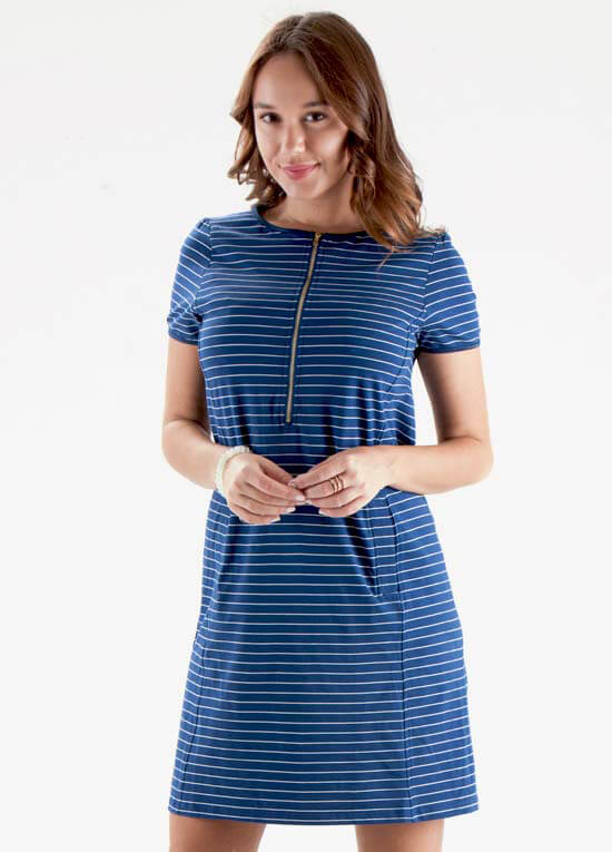 feeding gown with zip