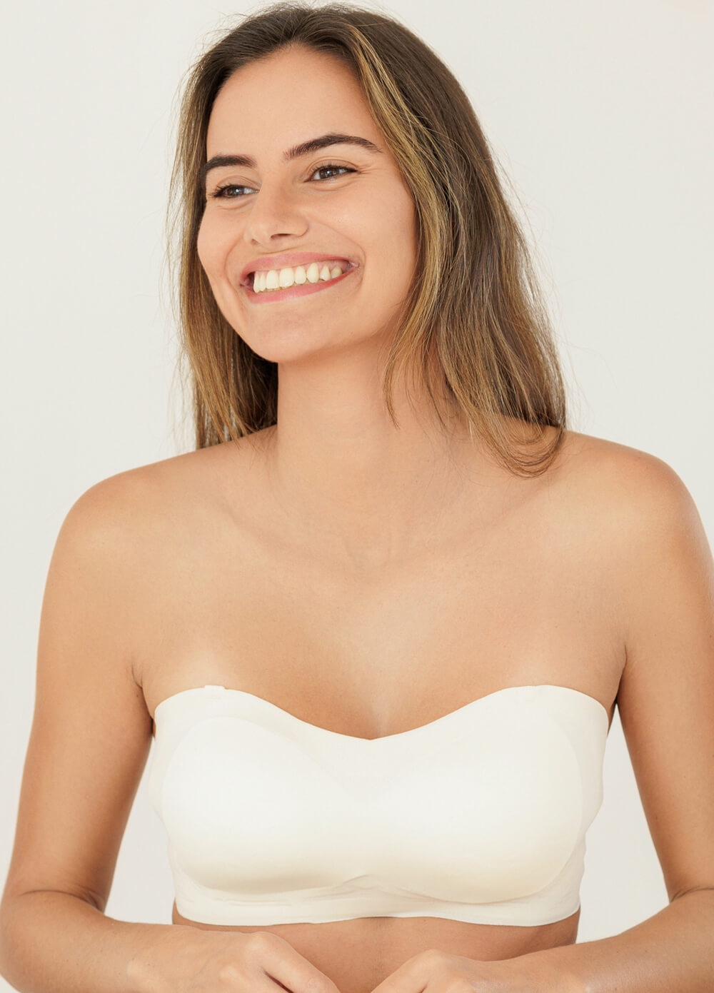 QueenBee® - Candice Strapless Bra in Ivory