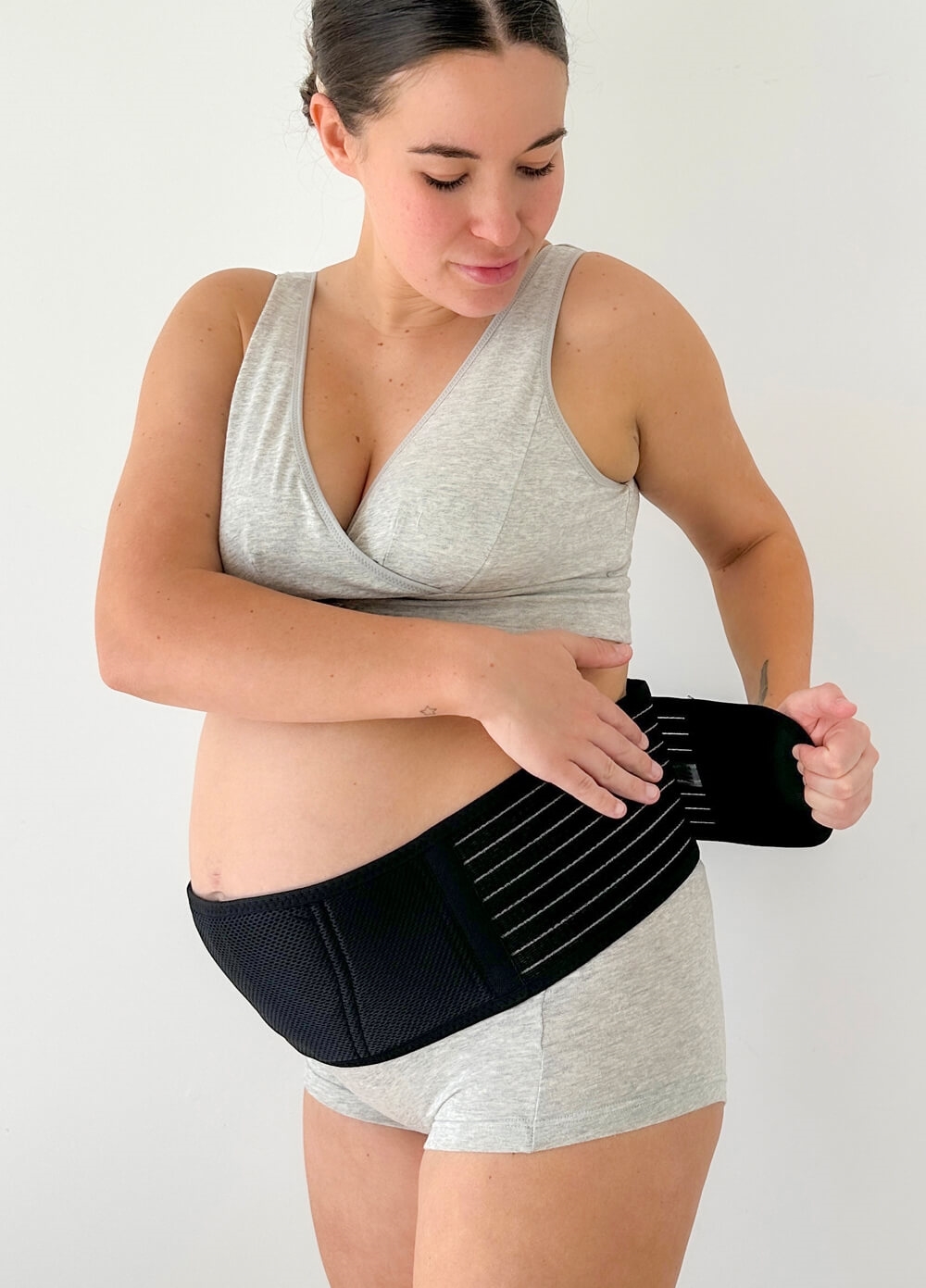 QueenBee® - Kayce Adjustable Support Belly Belt in Black